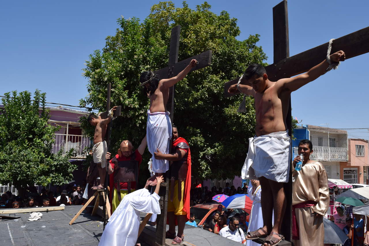 Sin mayores incidentes se llevó a cabo esta tradicional representación católica.