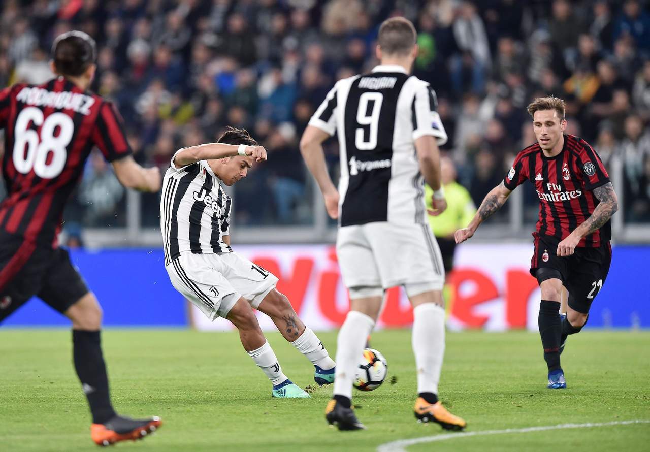 Paulo Dybala anotó el primer gol de la Juventus al minuto 8. (AP)