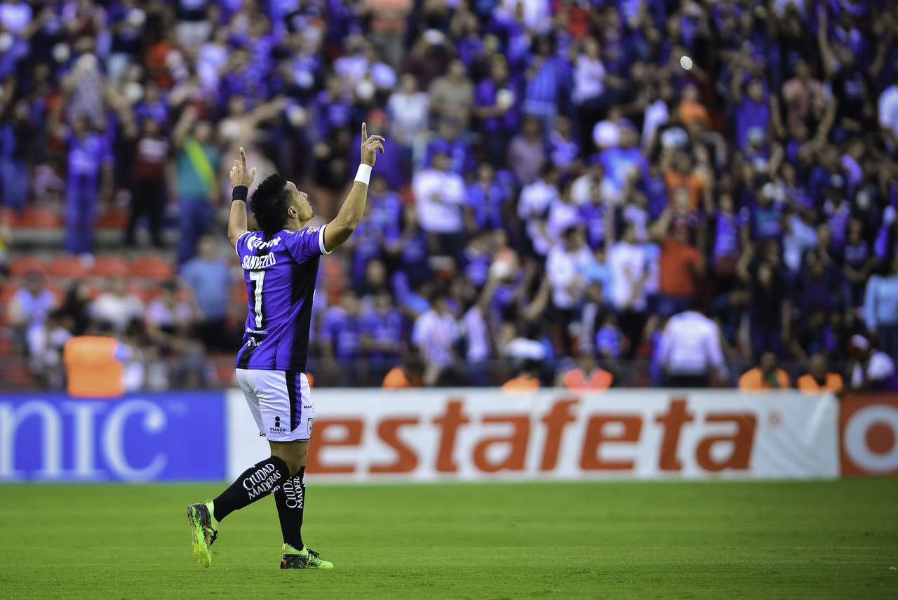 Camilo Sanvezzo marcó el primer gol del juego. (Jam Media)