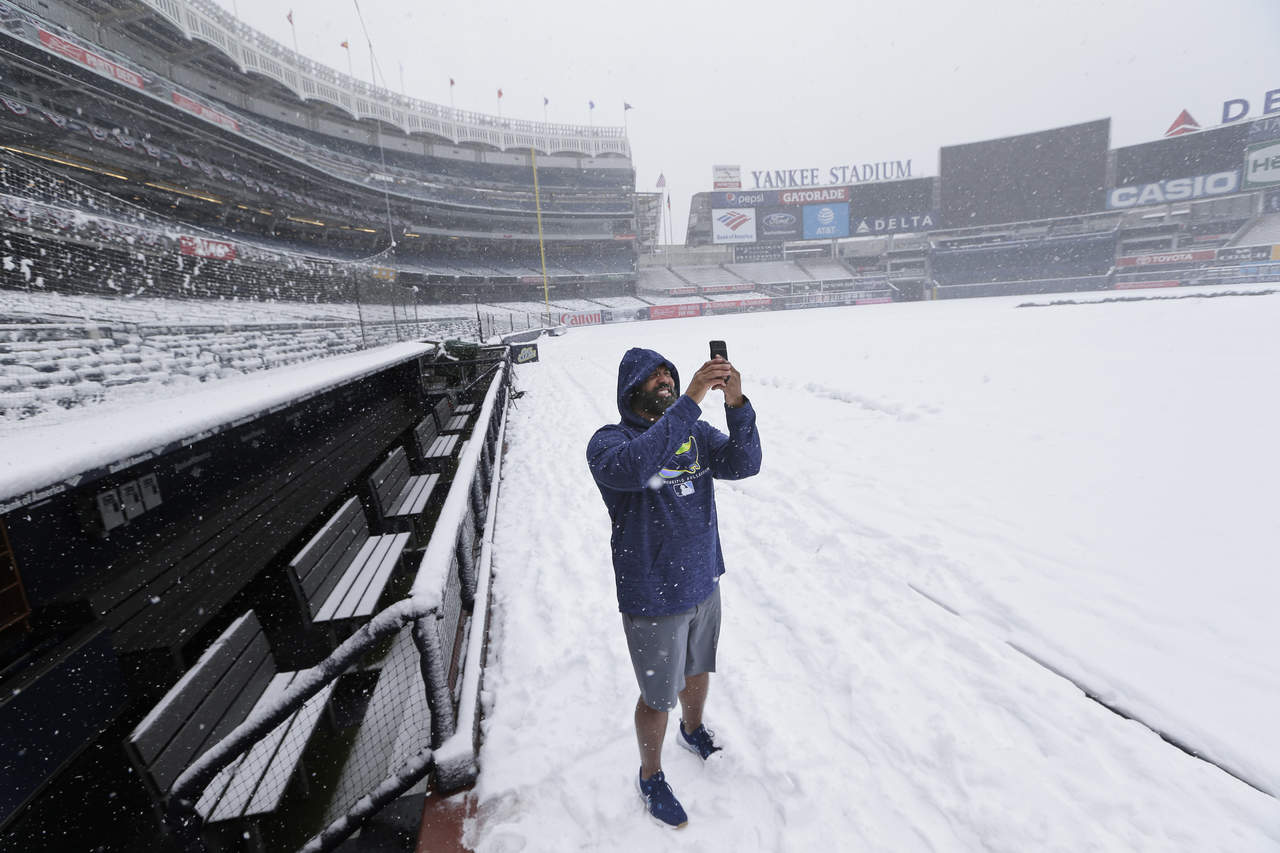 Yankees enfrentarían este medio día a los Rays, pero el clima hizo imposible el primer lanzamiento.