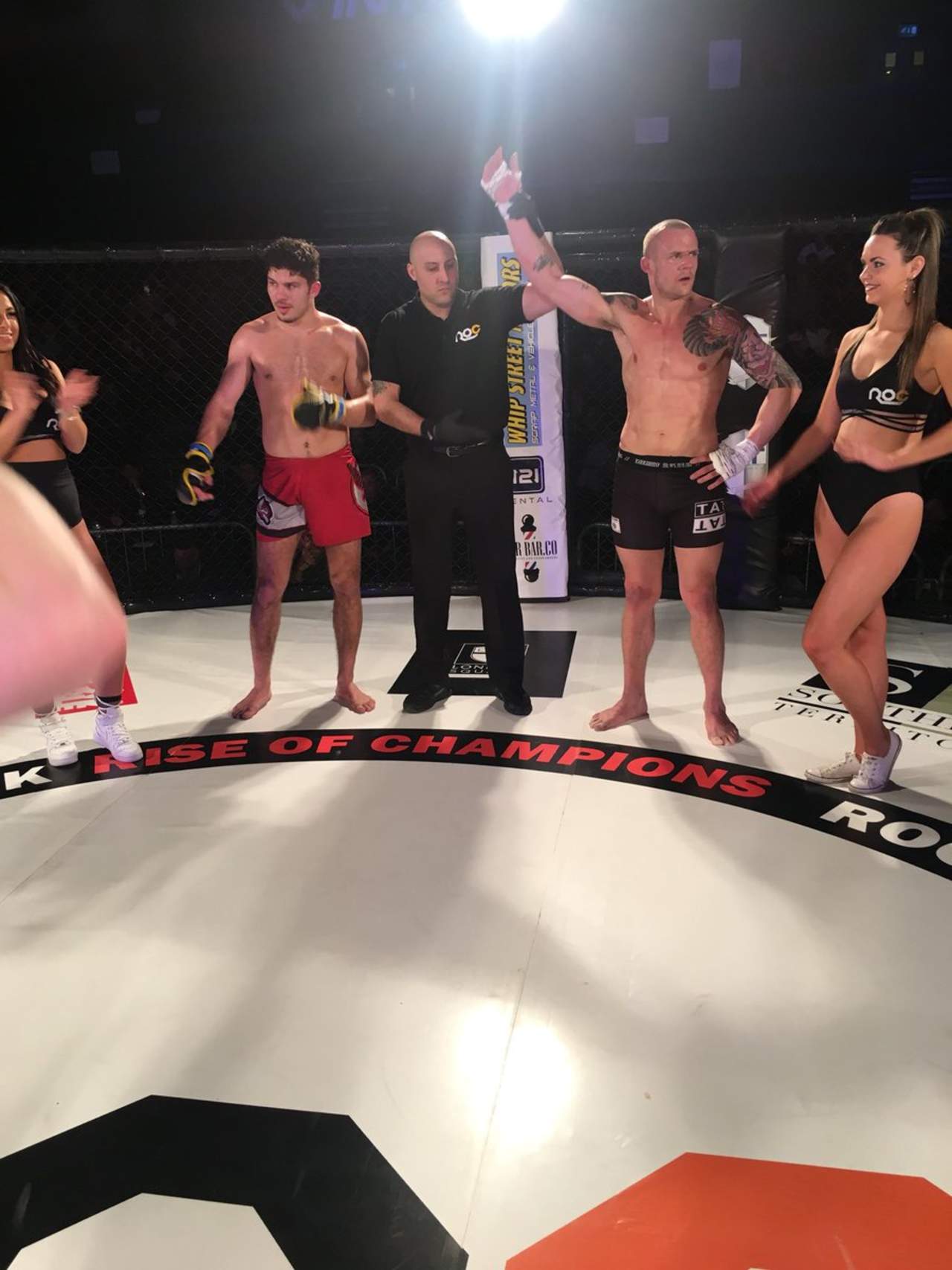 El actor que personifica a Goyle participa en la liga 'Raise of Champions' de MMA; consiguió su primera victoria venciendo a Janusz Walachowskisin el año pasado. (ARCHIVO)