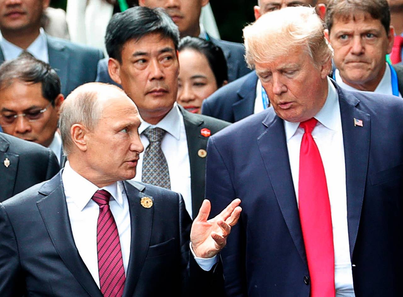 Invitación. En Moscú dicen que Trump propuso a Putin en su última conversación telefónica reunirse en Washington. (AP)
