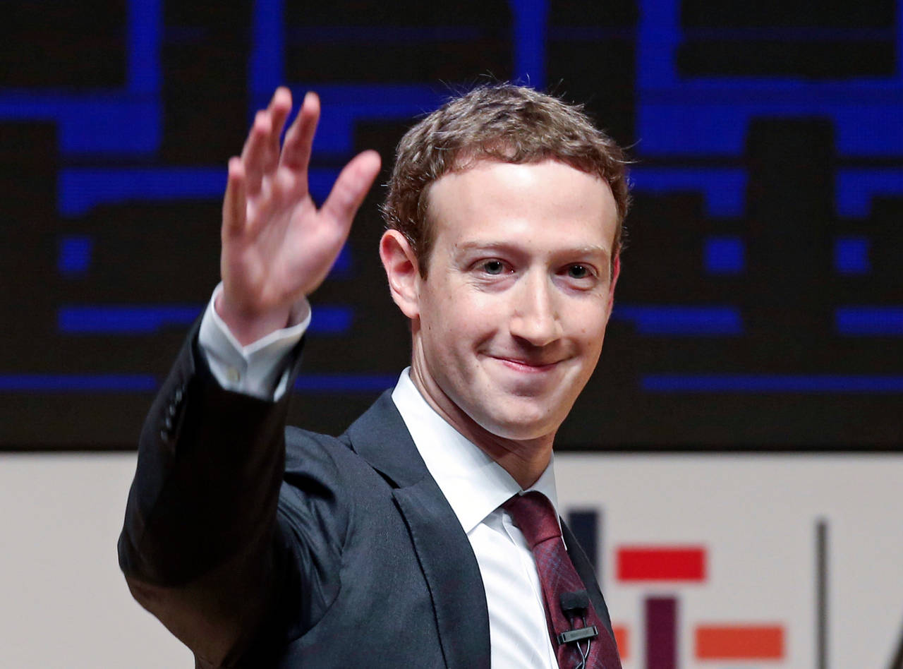 Cambio. Promete Mark Zuckerberg mayor seguridad en Facebook al eliminar cuentas de IRA. (AP)
