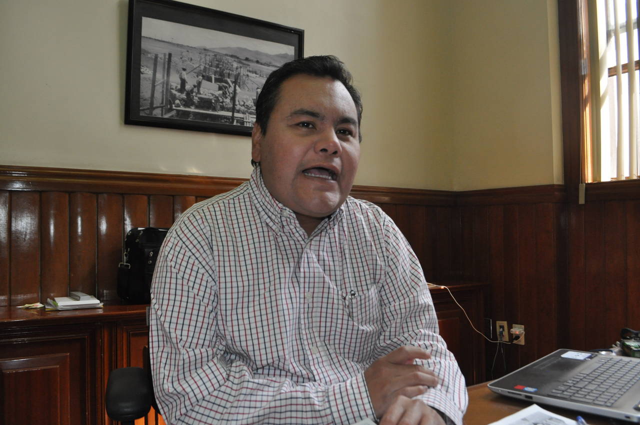 Microempresas. El director de Desarrollo Económico, Fernando Jaime señaló que el ayuntamiento busca impulsar a la mujer. (ARCHIVO)