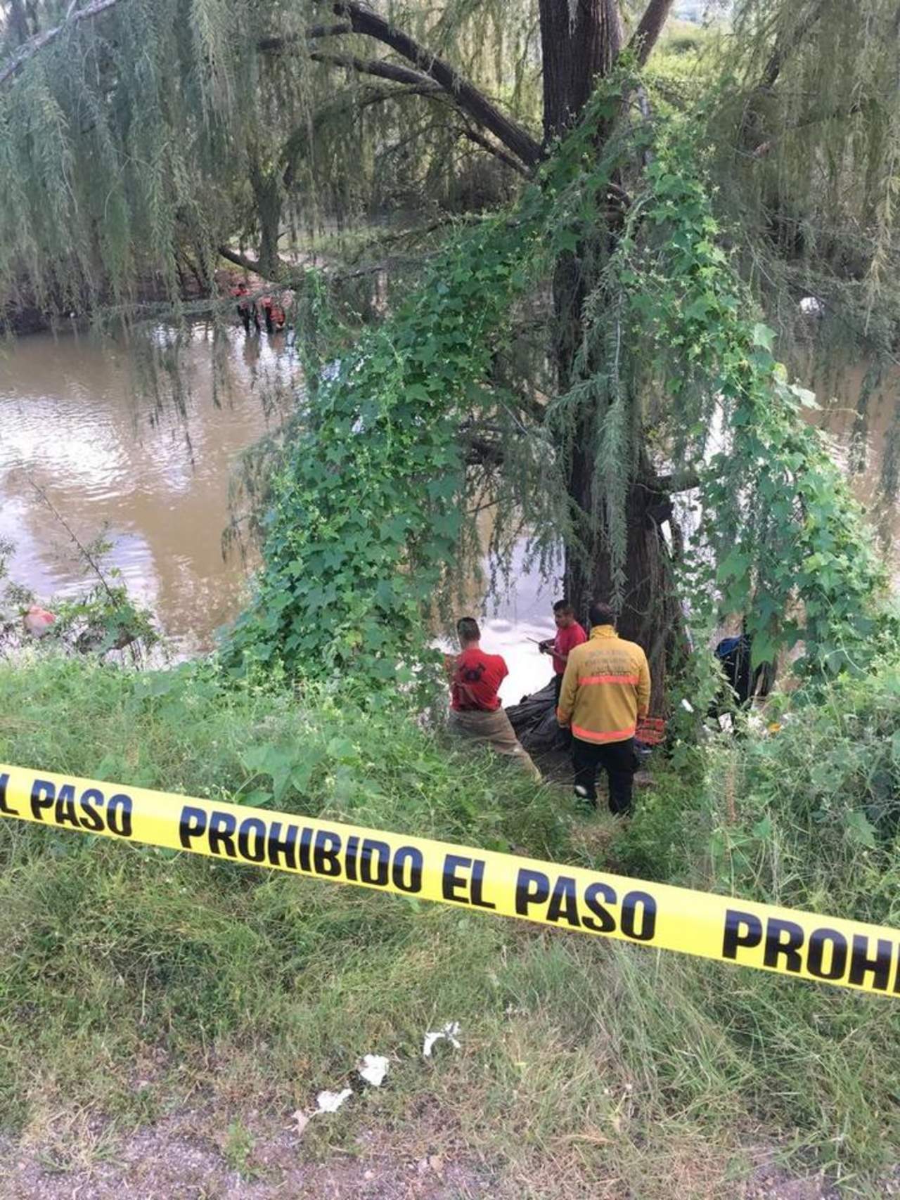 El par de hombres fueron encontrados ahogados en diferentes canales de riego, aunque los dos en la región laguna. (ARCHIVO)