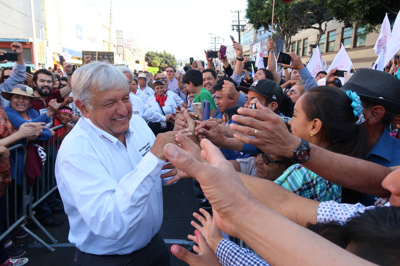 López Obrador viajó a Tijuana.