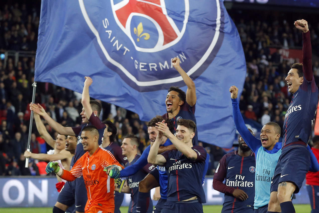 Con goleada, PSG logra título en Francia