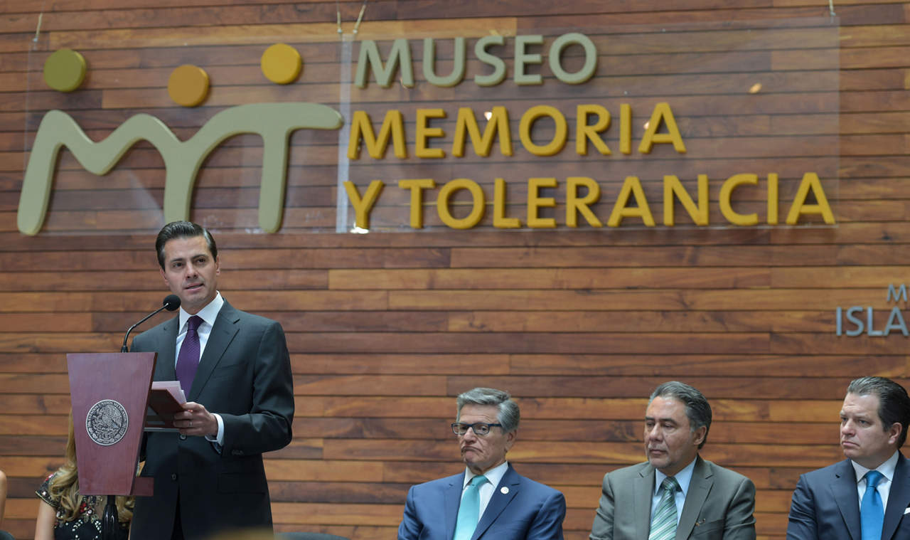 Postura. Enrique Peña Nieto (centro) habló de la crisis política y social que se vive en Venezuela. (NOTIMEX)