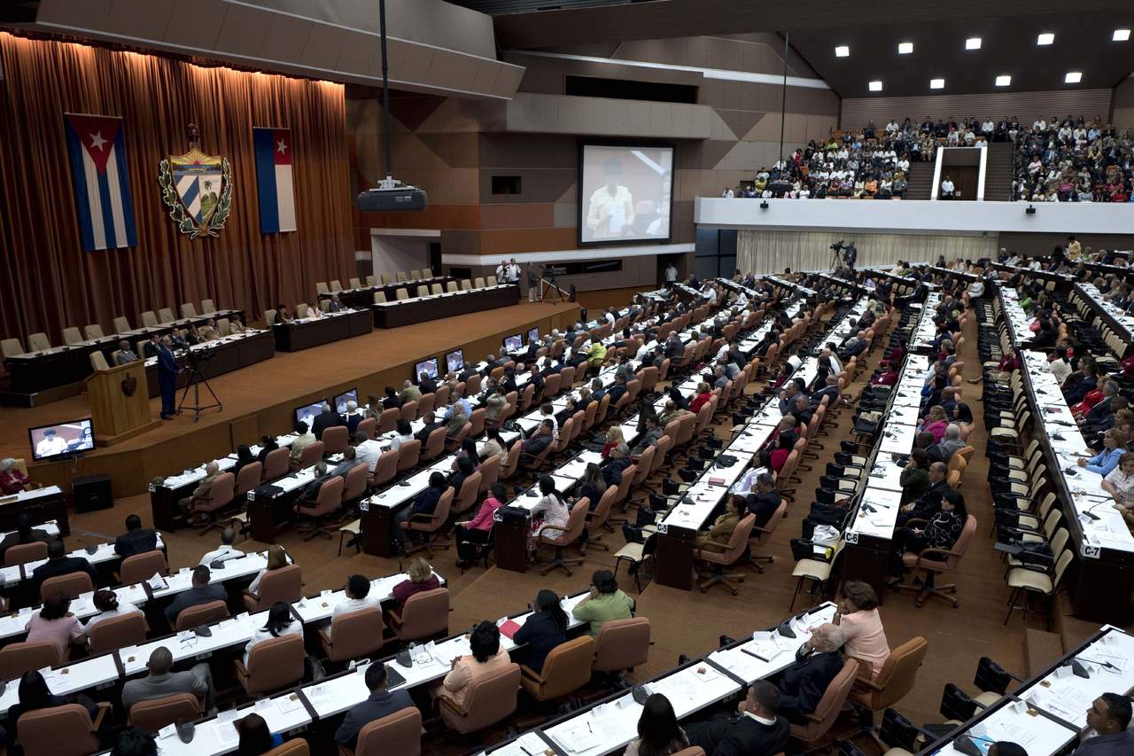 Parlamento propone a Díaz-Canel como sucesor de Raúl Castro