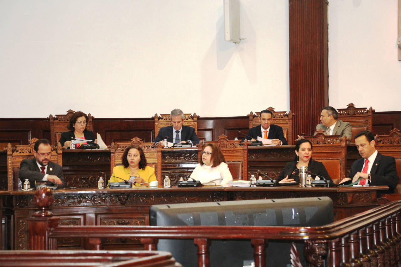 Proceso. Presentan punto de acuerdo en la sesión del Congreso del Estado de Coahuila.
