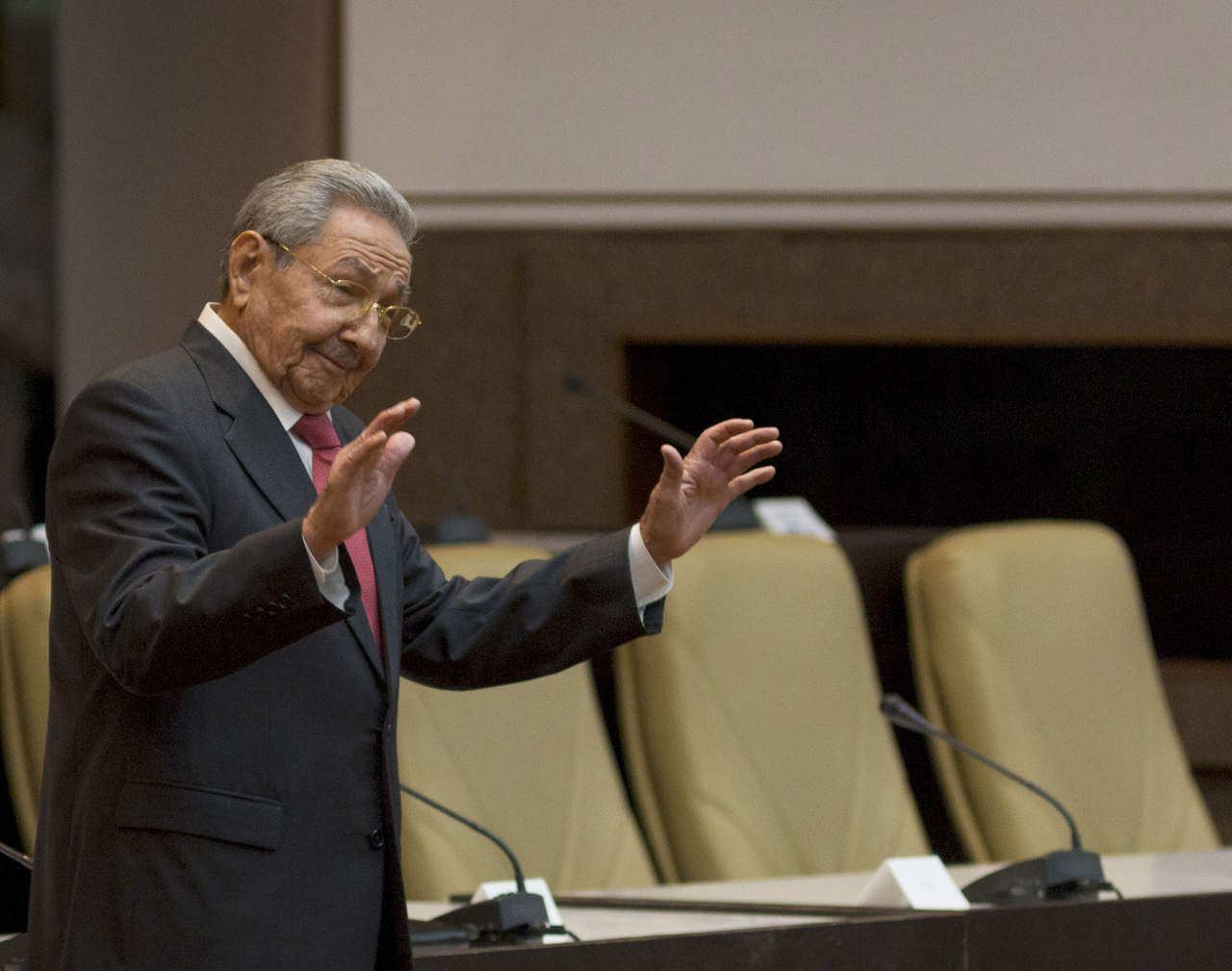 Adelanta Raúl Castro que habrá un proyecto de reforma constitucional