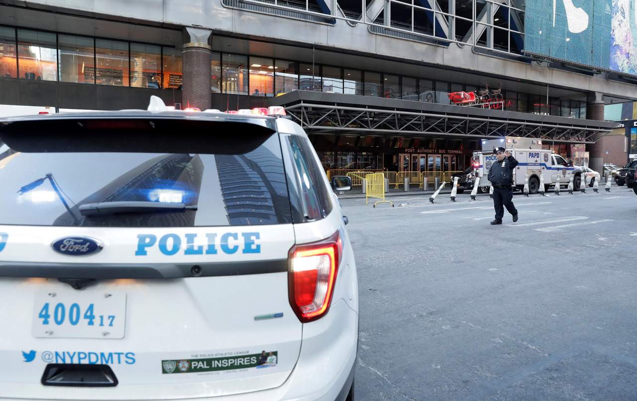 En un comunicado, el Departamento de Policía de Nueva York dijo que estaba siguiendo de cerca esa situación, en coordinación con una unidad especial antiterrorista. (ARCHIVO)