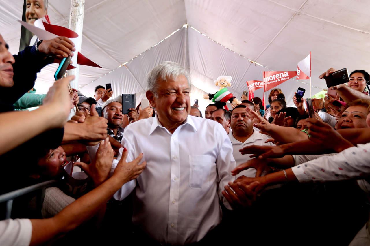 Manifestaron su simpatía y apoyo a Andrés Manuel López Obrador. (EL UNIVERSAL)