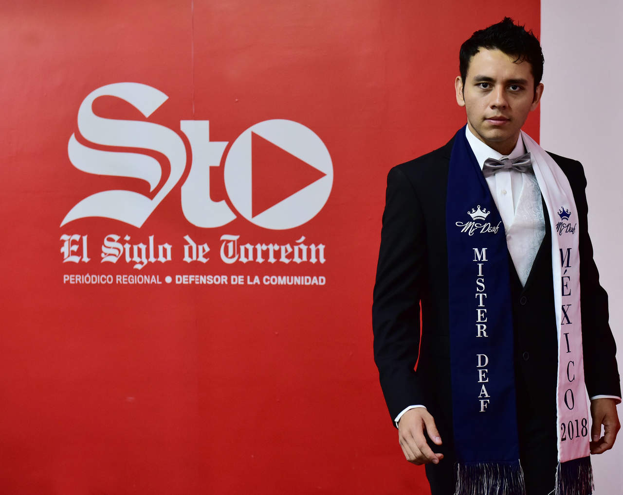 El joven lagunero Bruno Ramírez representará a México en Miss & Mister Deaf World. (EL SIGLO DE TORREÓN/ Érick Sotomayo)