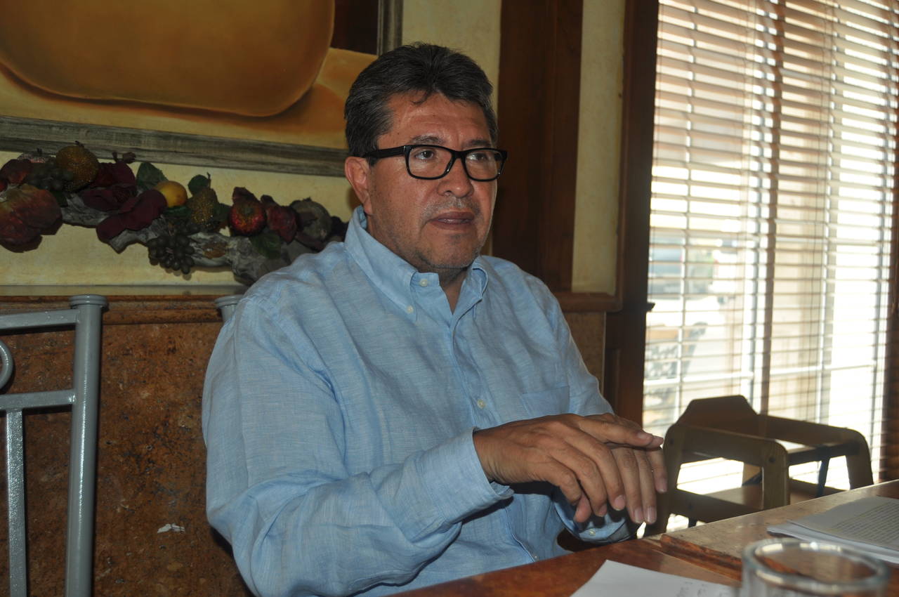 Llamado. Ricardo Monreal pide a la ciudadanía crear una contracampaña ante los ataques que se esperan del PRI y del PAN. (GUADALUPE MIRANDA)