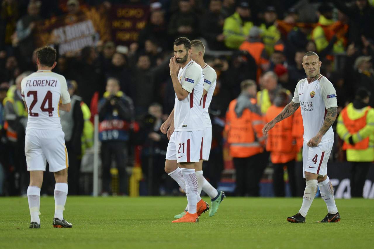 La Roma necesita ganar 3-0 o 4-1 al Liverpool para repetir el ‘milagro’ que consiguieron ante Barcelona en los cuartos de final. (EFE)
