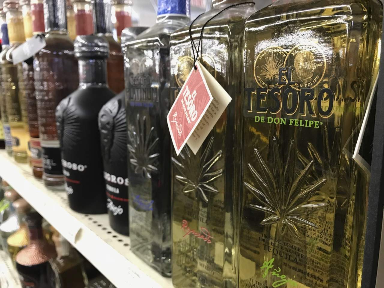 El directivo explicó que la proyección y demanda de esta bebida tradicional mexicana es cada vez más grande, los consumidores han aumentado su interés por conocer el producto, degustarlo y conocer sus características. (ARCHIVO)