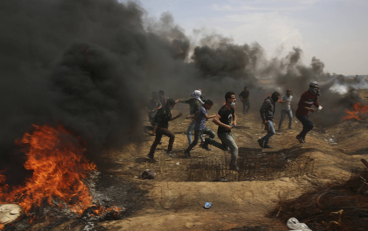 Frentes. Al menos tres palestinos murieron y cientos más resultaron heridos en enfrentamientos con las fuerzas israelíes.