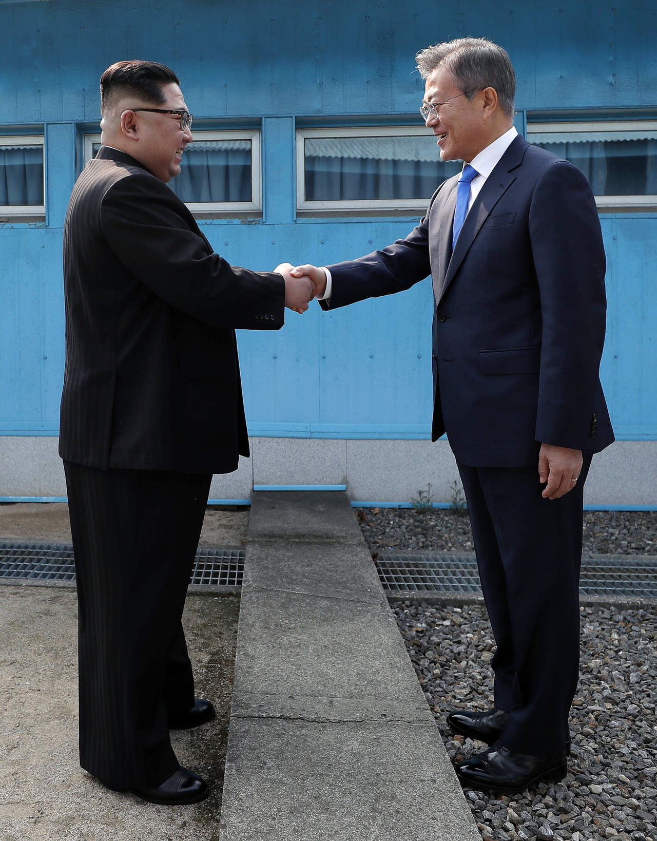 Kim hizo los comentarios durante su cumbre el viernes con el mandatario surcoreano Moon Jae-in. (ARCHIVO)  