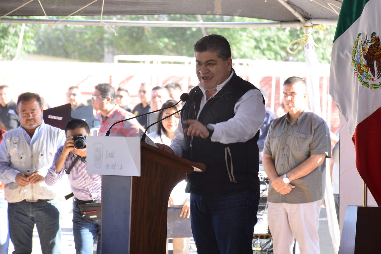 El gobernador coahuilense dijo que el ahorro generado se destinará a obra pública como el proyecto del centro de convenciones en Saltillo. (ARCHIVO)