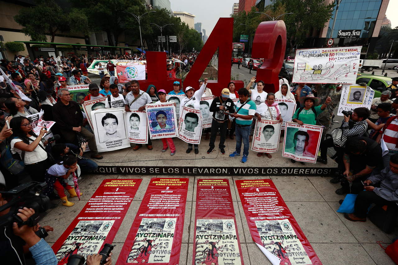 El caso de los 43 estudiantes de Ayotzinapa desaparecidos en septiembre de 2014 y el reclamo de sus padres de tener respuestas concretas sobre lo acontecido volvieron hoy a las audiencias de la Comisión Interamericana de Derechos Humanos (CIDH). (ARCHIVO)