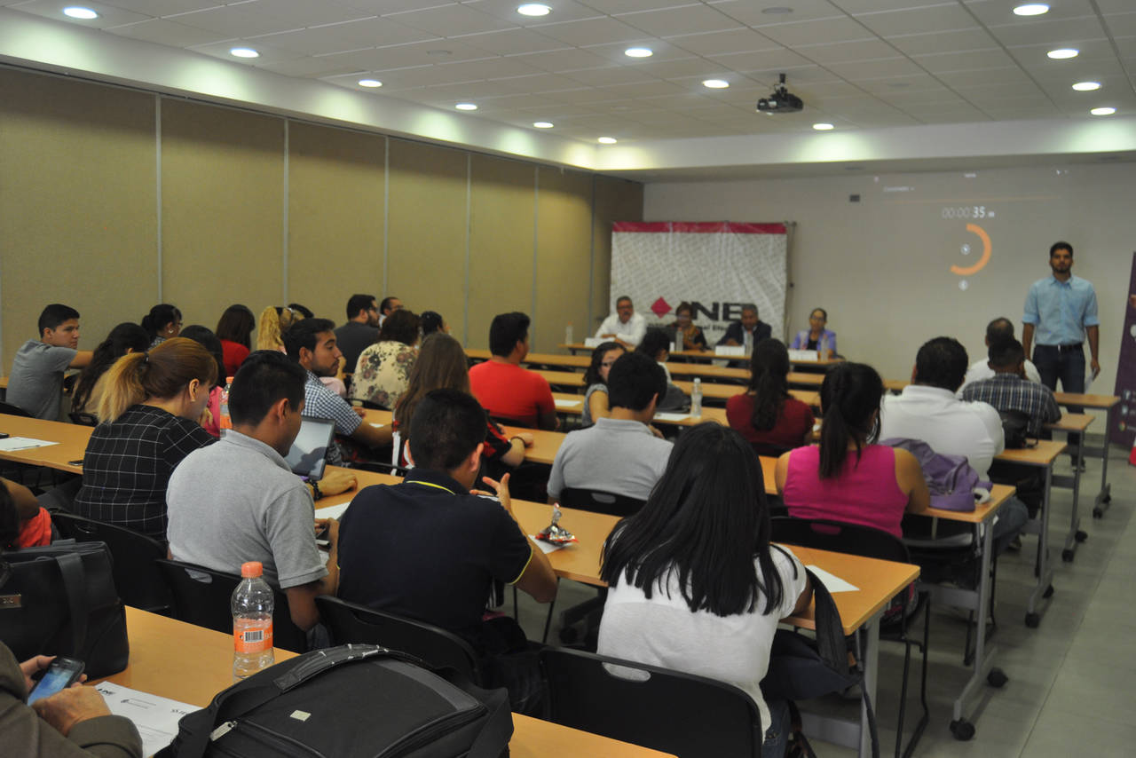 Encuentro. Ayer se realizó el Sexto Conservatorio en la Escuela de Sistemas de la UA de C Torreón. (GUADALUPE MIRANDA)
