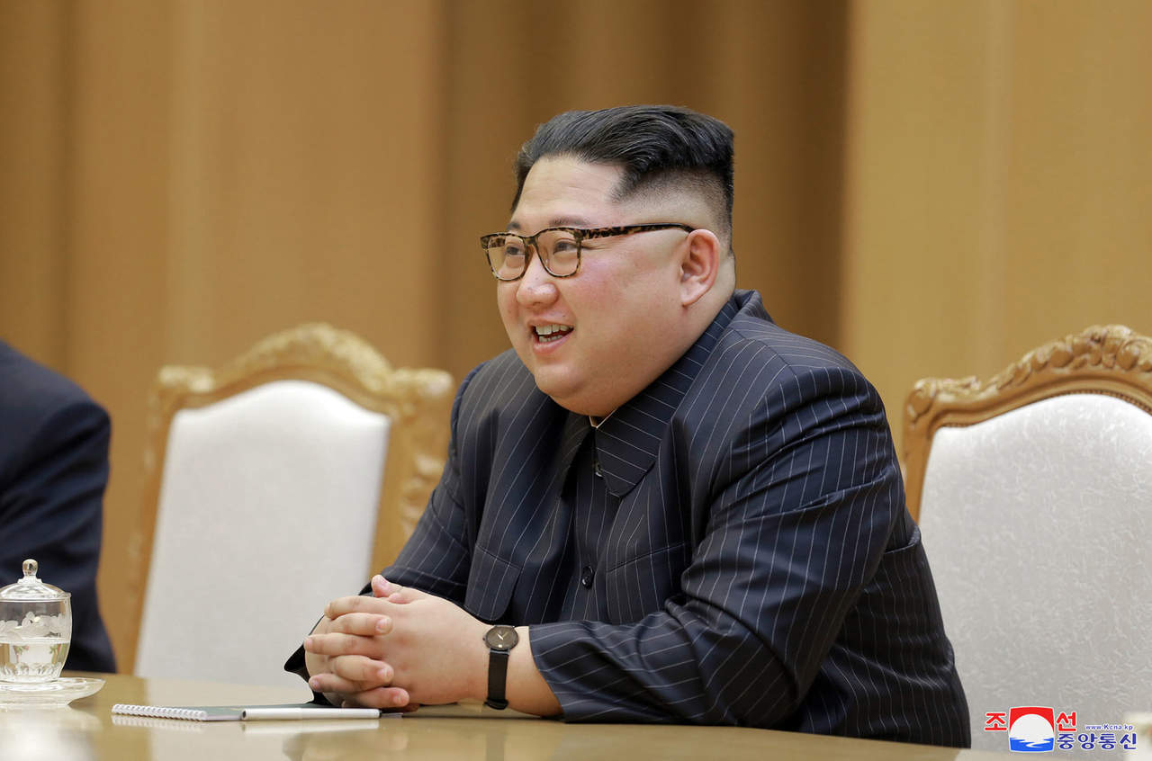 Se trata de la primera vez que el líder norcoreano habla oficialmente de la reunión con Trump, prevista para finales de mayo o principios de junio, y que supondrá el primer encuentro de la historia entre jefes de Gobierno de los dos países. (AP)