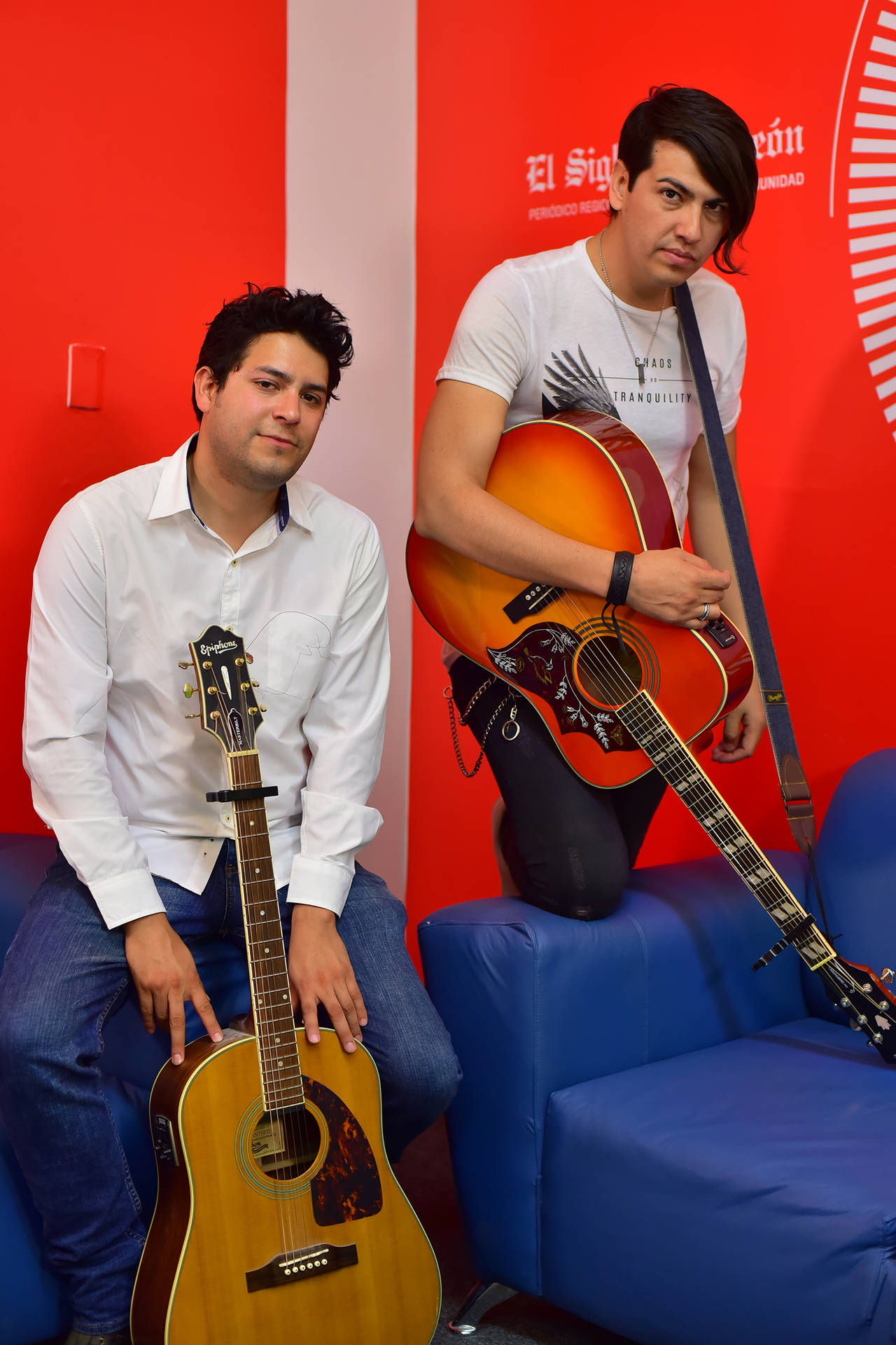 Concierto. El grupo conformado por el lagunero César Sandoval y el músico Carlos Mario cantarán hoy en un bar de la localidad.