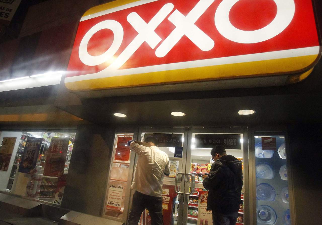 A partir del 18 de mayo, algunas tiendas Oxxo funcionarán como puntos de entrega de Amazon, en estados como Campeche, Guanajuato, Hidalgo, Jalisco, Estado de México, Ciudad de México, Nuevo León, Puebla, Querétaro, Quintana Roo, Veracruz y Yucatán. (ARCHIVO)