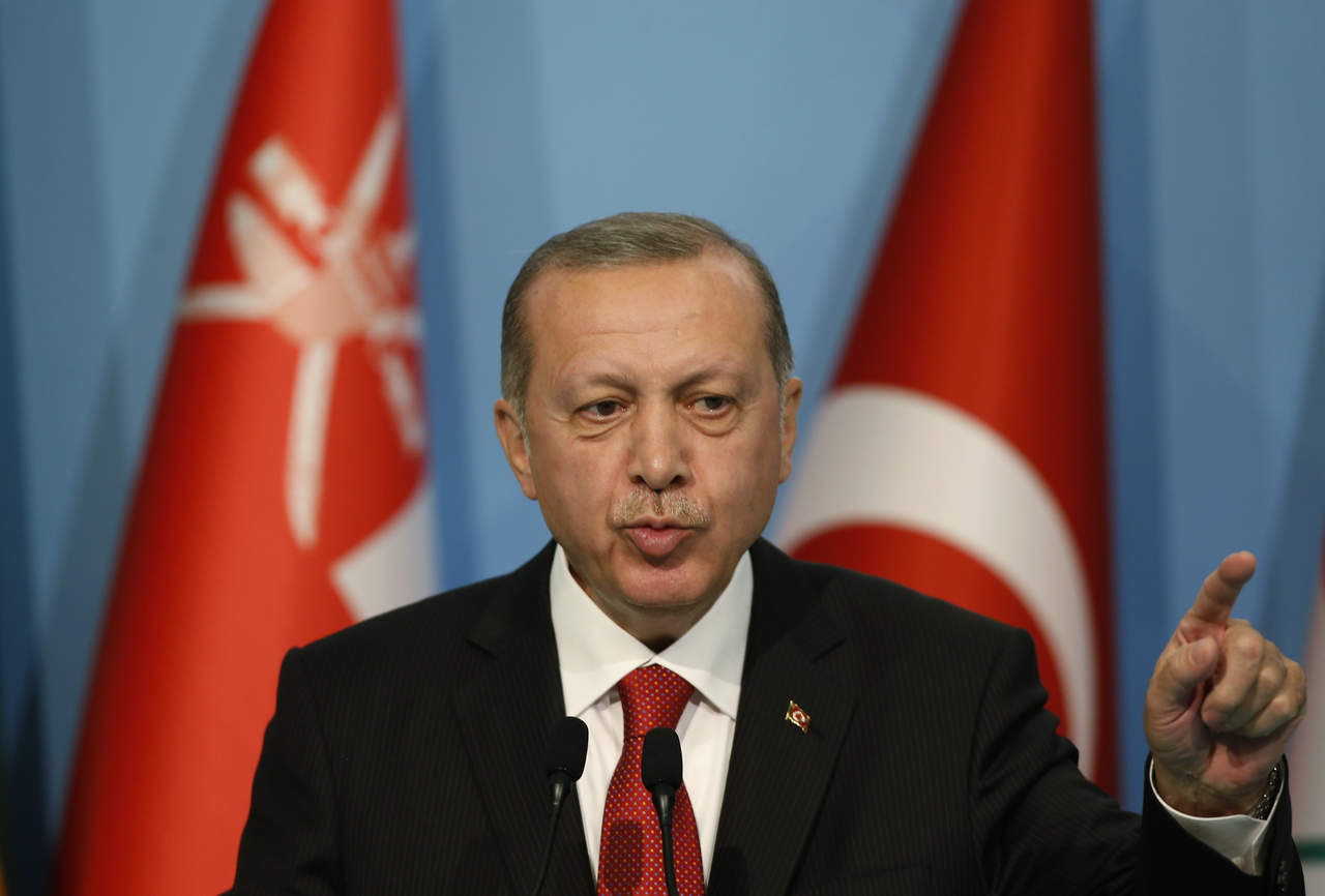 Erdogan pidió, además, la creación de una comisión internacional independiente para 'investigar estos crímenes de Israel'. (AP)