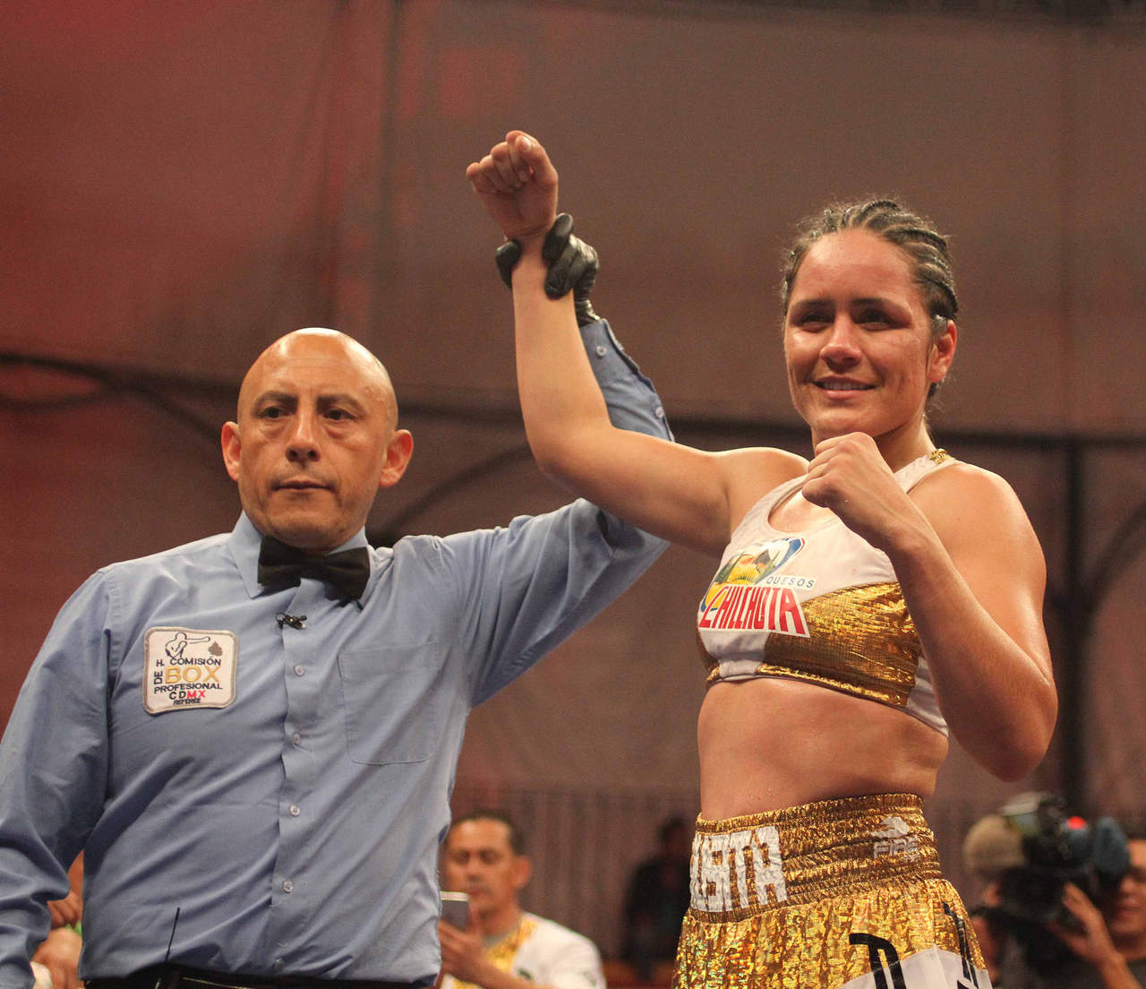 La “Rusita” Rivas fue a Montería, Colombia, ciudad natal de Liliana “Tigresa” Palmera, para vencerla por nocaut técnico en cinco rounds y proclamarse campeona supergallo de la Asociación Mundial de Boxeo (AMB). (ARCHIVO)
