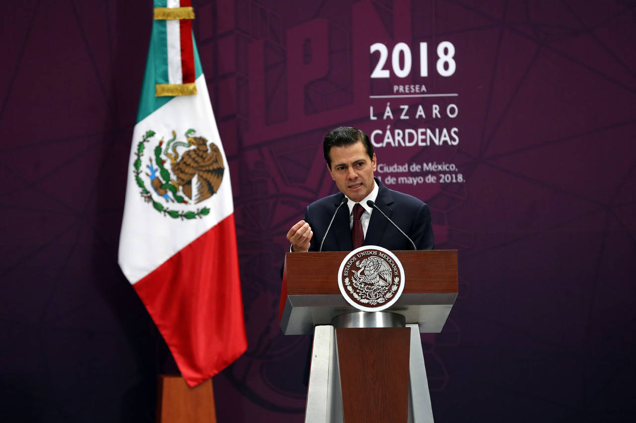 Reclamo. Enrique Peña Nieto recriminó ayer a quienes afirman que México se estancó. (EL UNIVERSAL)
