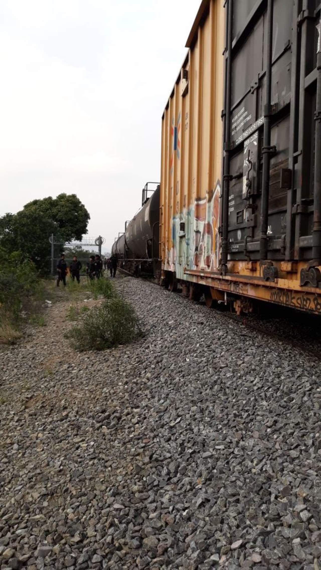 En lo que va del año se han registrado mil 986 denuncias por ataques a trenes y vías férreas en el país, un promedio de 14 al día, alerta Lourdes Aranda, directora de Comunicación de Ferromex. (TWITTER)