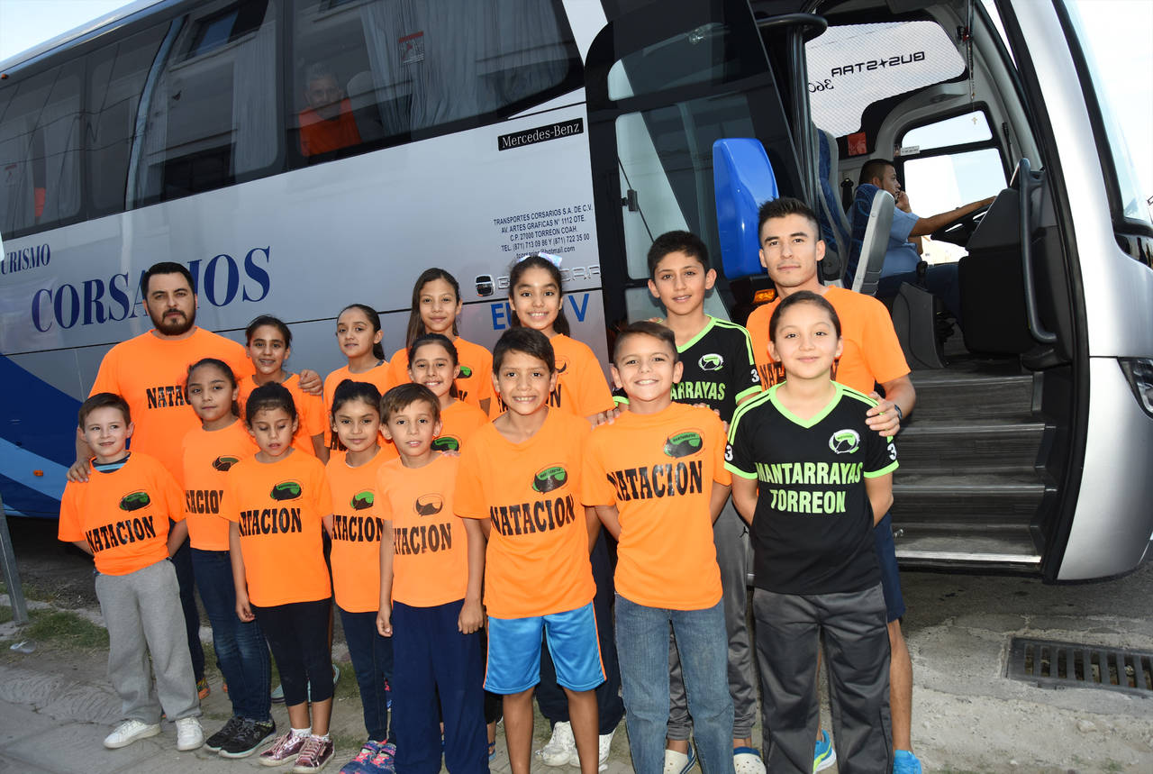 El equipo de Mantarrayas salió rumbo a la Ciudad de México ayer. (Jesús Galindo)