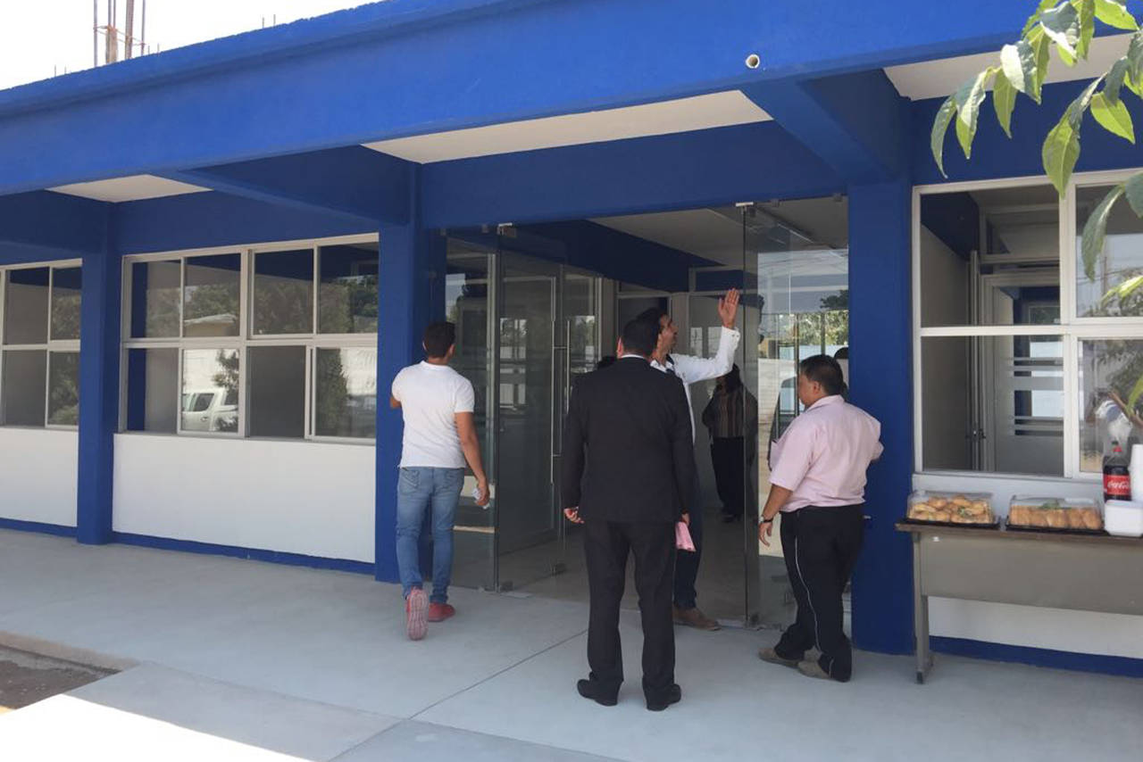 Entrega. Recibe la Universidad Pedagógica de Durango en Gómez Palacio, la primera etapa del nuevo edificio administrativo. (EL SIGLO DE TORREÓN)