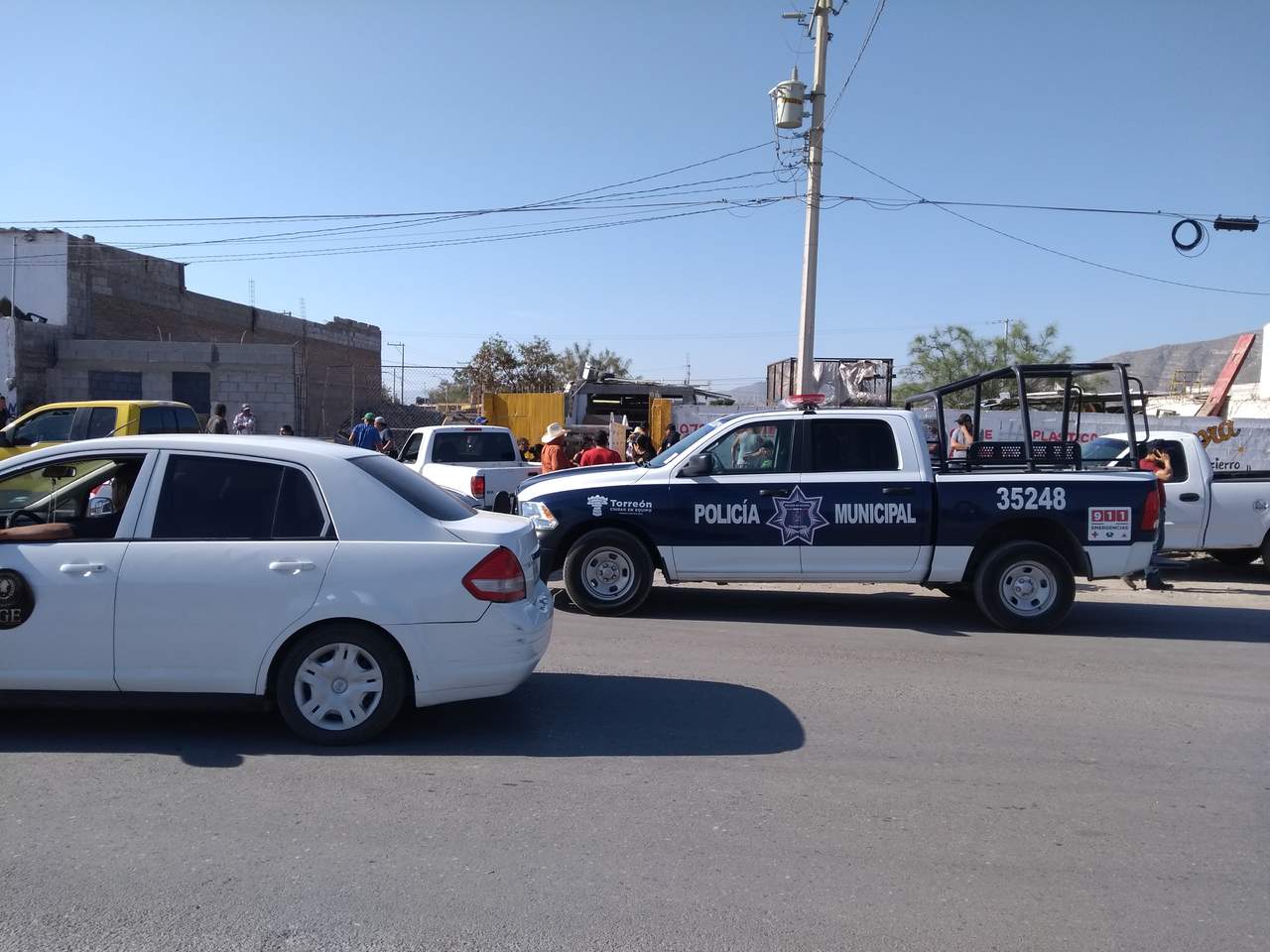 Asesinan a hombre a machetazos en Torreón