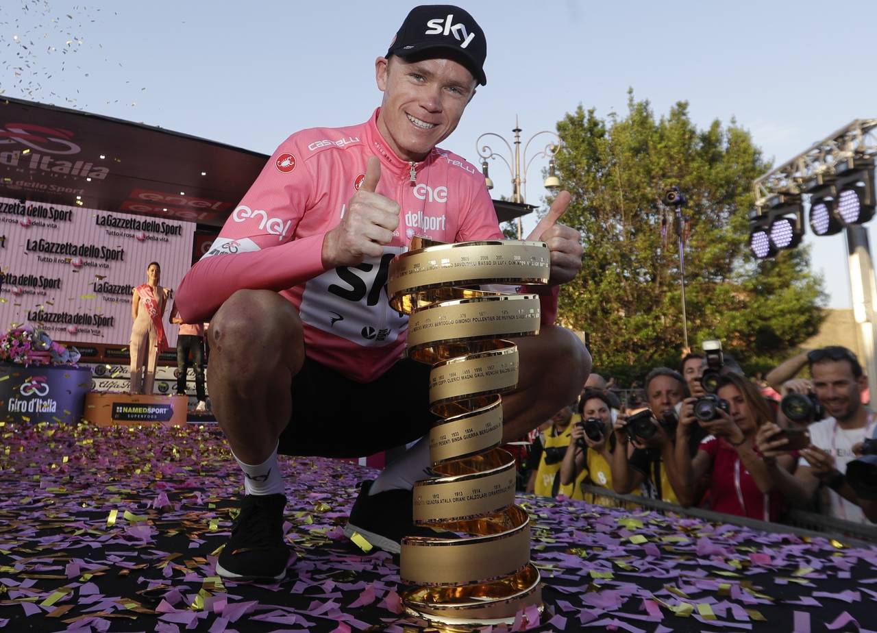 El ciclista británico Chris Froome conquistó el domingo el Giro de Italia con un impresionante ataque en la etapa 19. Chris Froome hace historia con el asterisco del dopaje