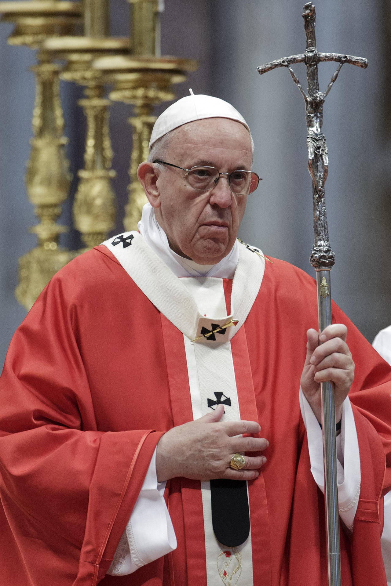 Sin cambios. El Vaticano recordó que el orden sagrado es exclusivo para los hombres y ese criterio no se puede cambiar. (EFE)