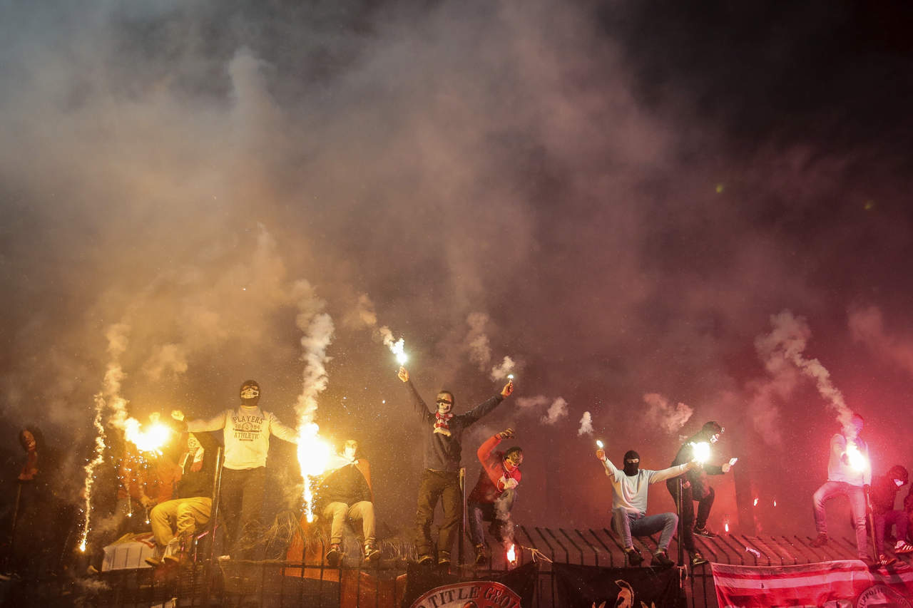 Según la prensa occidental, los ultras rusos se han convertido en la nueva 'peste' del fútbol europeo. (ARCHIVO)