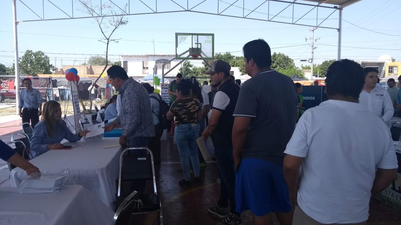 Ofrecen empleos en la colonia 5 de mayo de Gómez Palacio