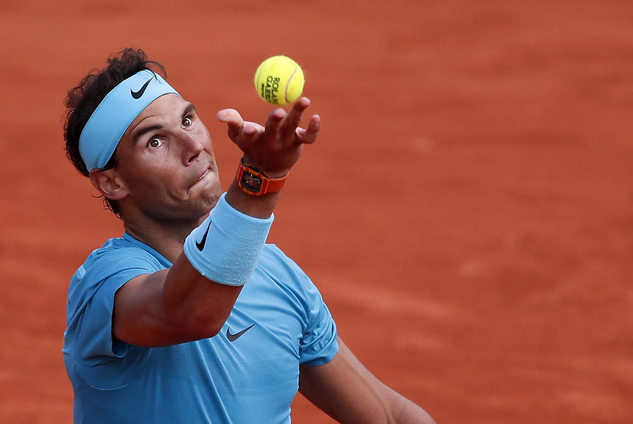 Rafa Nadal, líder en la Asociación de Tenistas Profesionales (ATP), avanzó a octavos de final de Roland Garros y lo consiguió jugando más de local que Gasquet. (EFE)