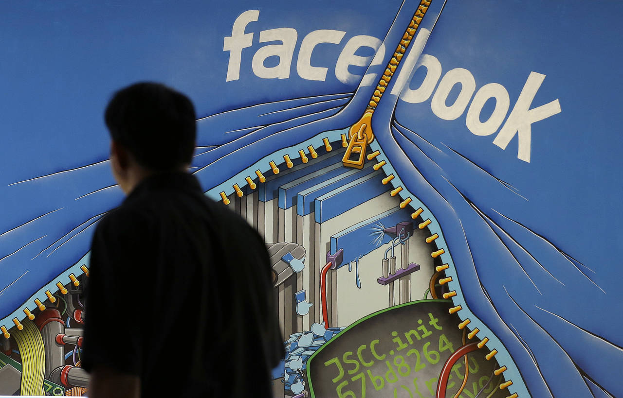 Alcance. Acuerdos de Facebook con empresas permitieron a la red social expandir su alcance. (AP)