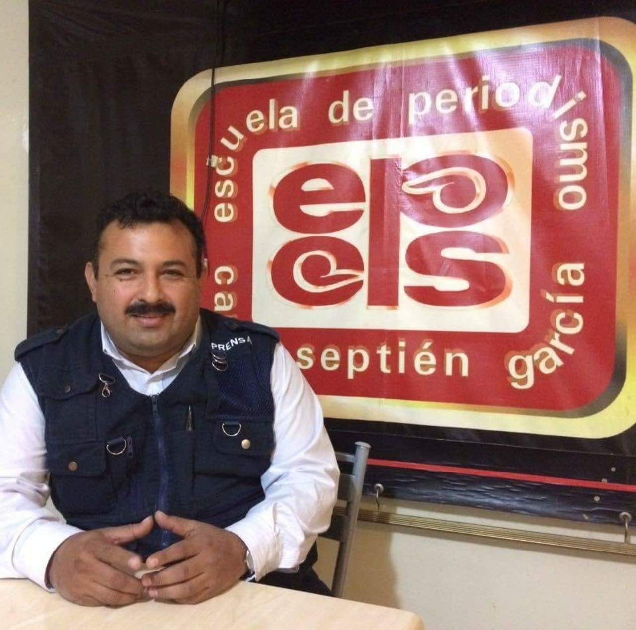 En un accidente automovilístico ocurrido sobre la carretera Cárdenas–Villahermosa, a la altura del kilómetro 154, falleció el periodista Carlos Salazar Cadena. (TWITTER)