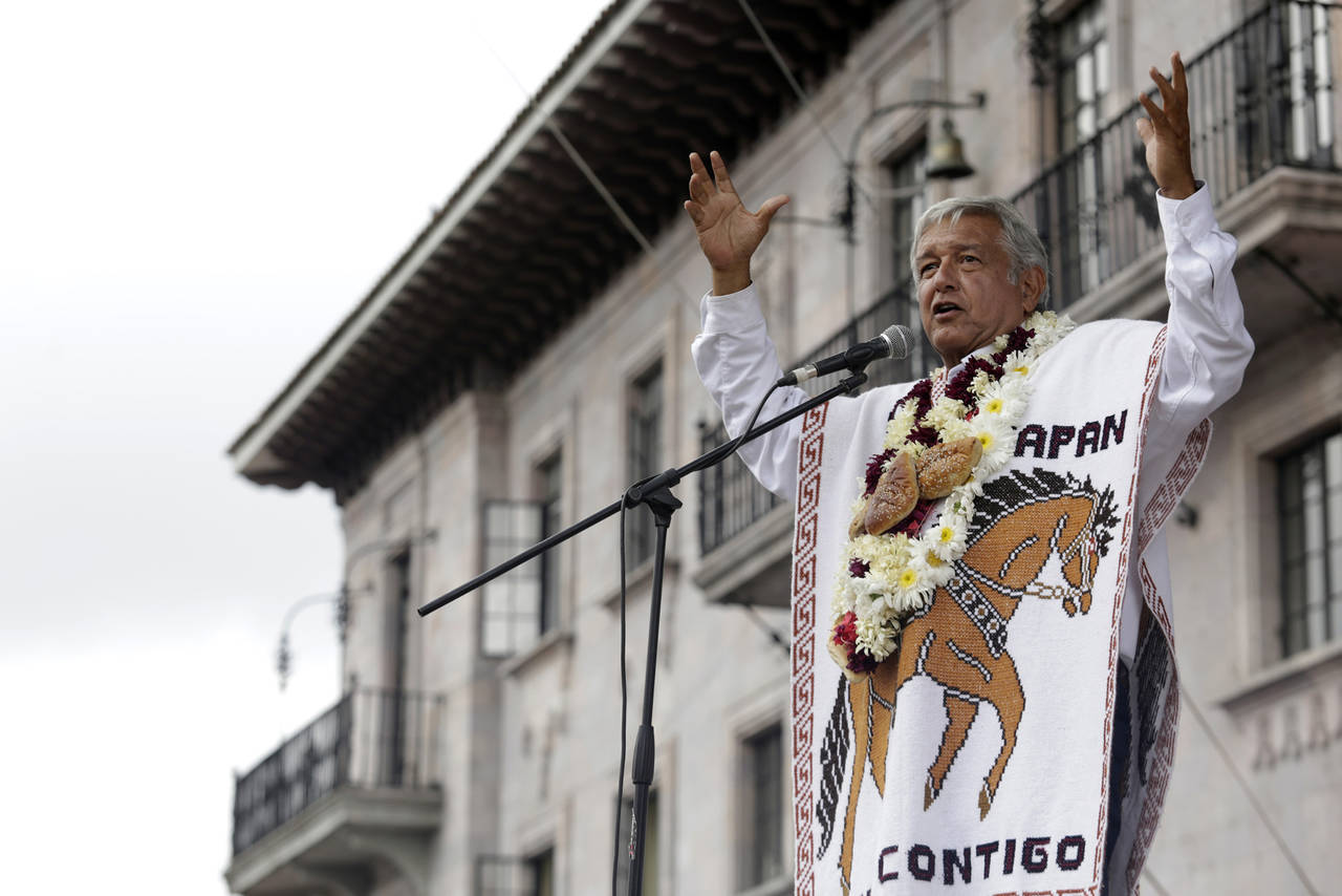 Gira. Andrés Manuel López Obrador sostuvo ayer un encuentro con simpatizantes en el municipio de Teziutlán, Puebla. (NOTIMEX)