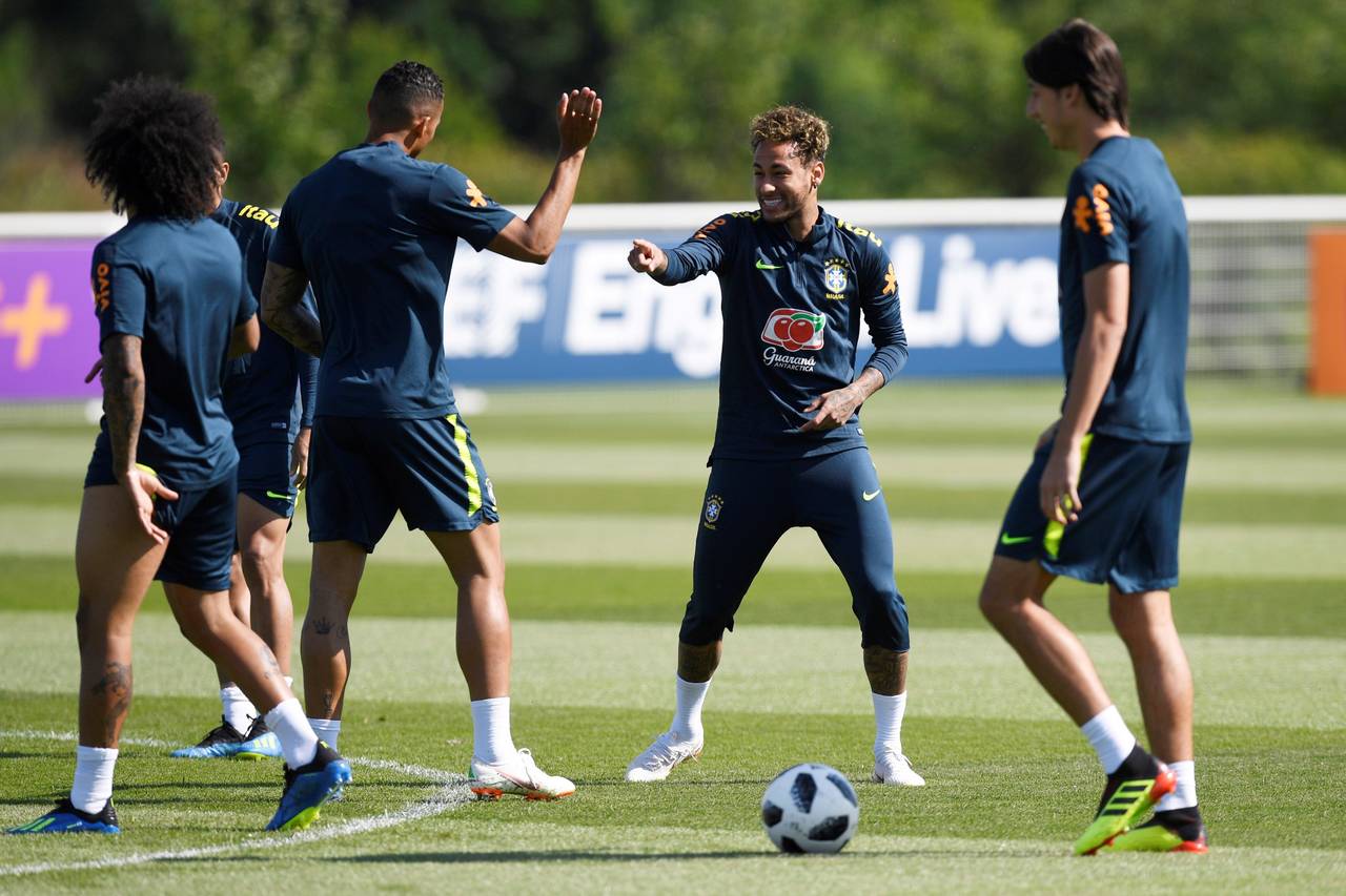 Tras su lesión, Neymar está recuperado para ayudar a la selección brasileña en el Mundial. (EFE)