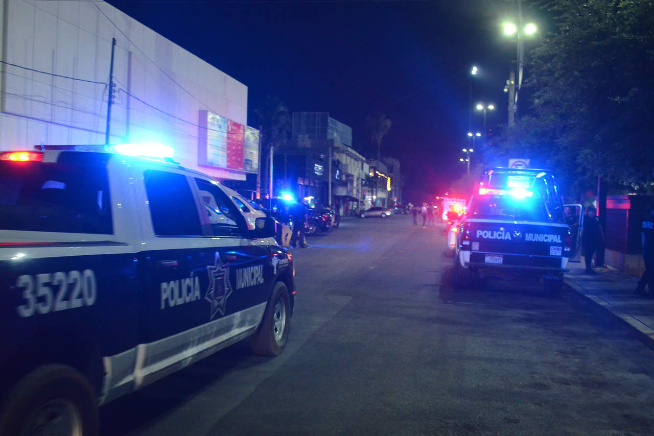 El jefe policiaco declaró que en Torreón la seguridad está reforzada en los puntos principales de incidencia por parte de las Fuerzas de Seguridad del Estado y sus respectivos agrupamientos. (ARCHIVO)
