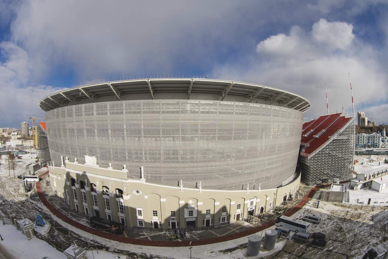 El estadio de Ekaterimburgo recibirá a 35 mil aficionados por partido.