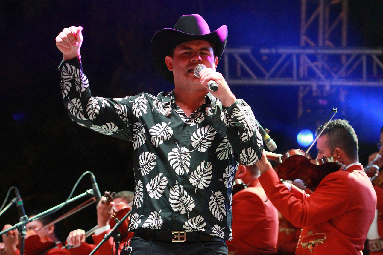 Baile. Remmy Valenzuela se presentará junto a La Adictiva el 8 de septiembre en la Feria de Torreón. (ARCHIVO)