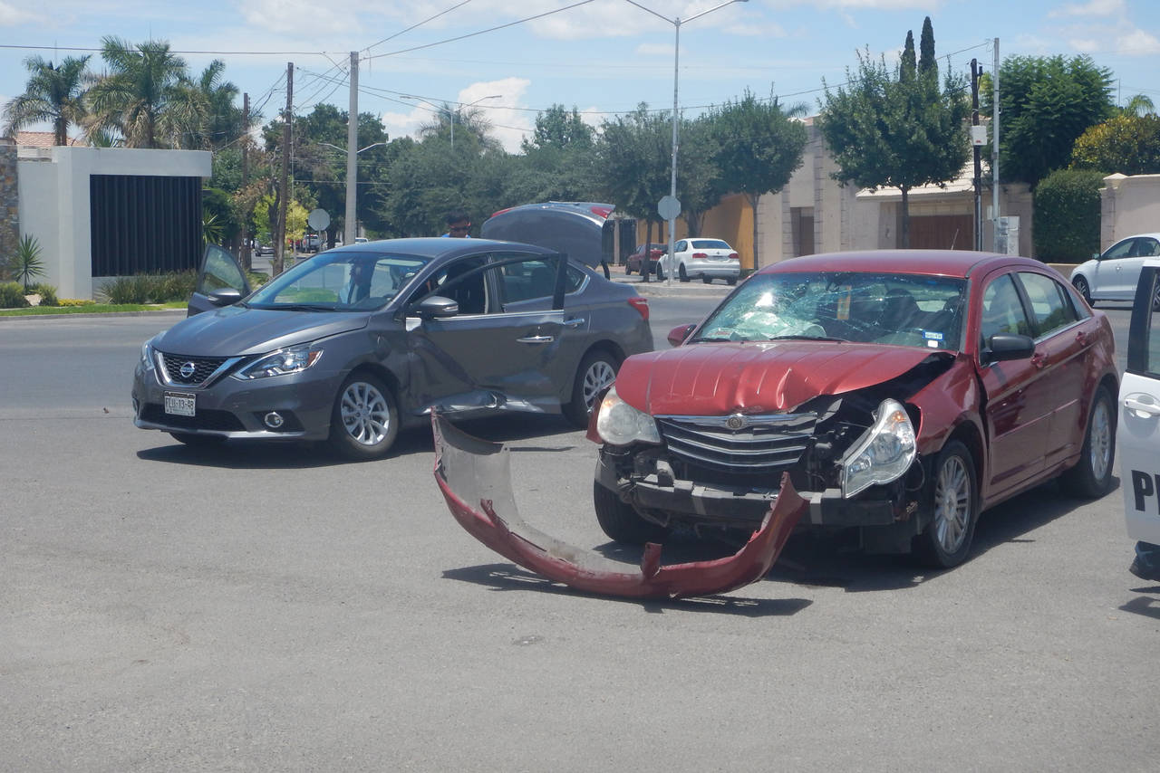 Daños. Ambos vehículos involucrados resultaron con daños materiales de consideración luego del accidente.