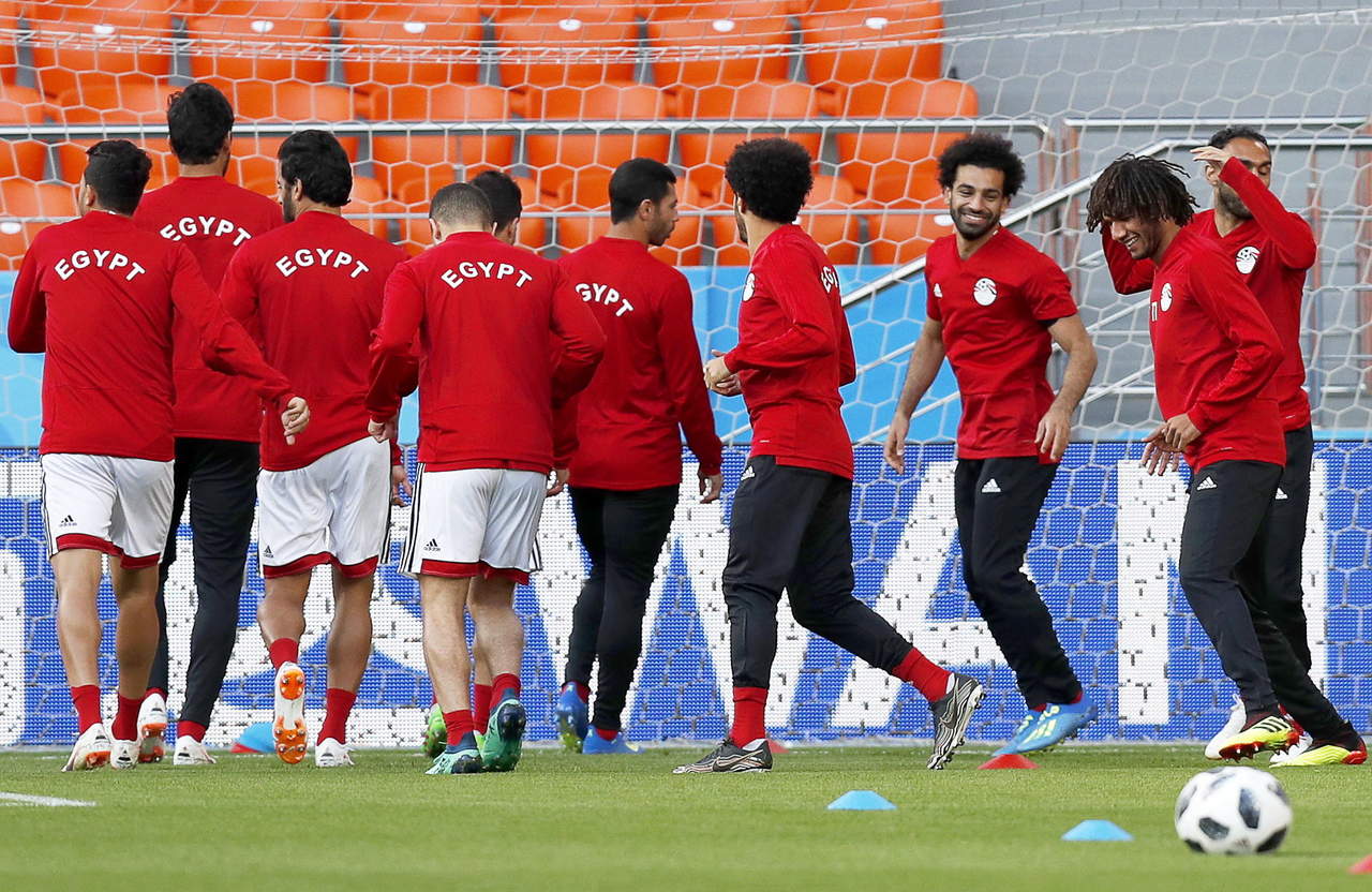 Encabezados por Mohamed Salah, los jugadores egipcios entrenan de cara a su primer partido de la Copa del Mundo
Rusia 2018. (Fotografía de EFE)